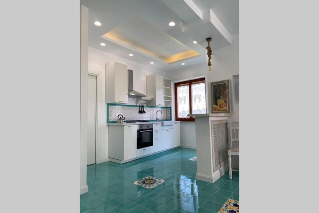 Super Attico Vista Mare Con Piscina Apartment Sorrento Exterior photo