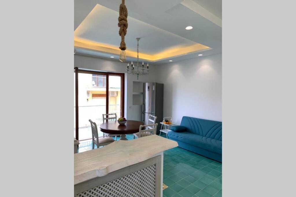 Super Attico Vista Mare Con Piscina Apartment Sorrento Exterior photo