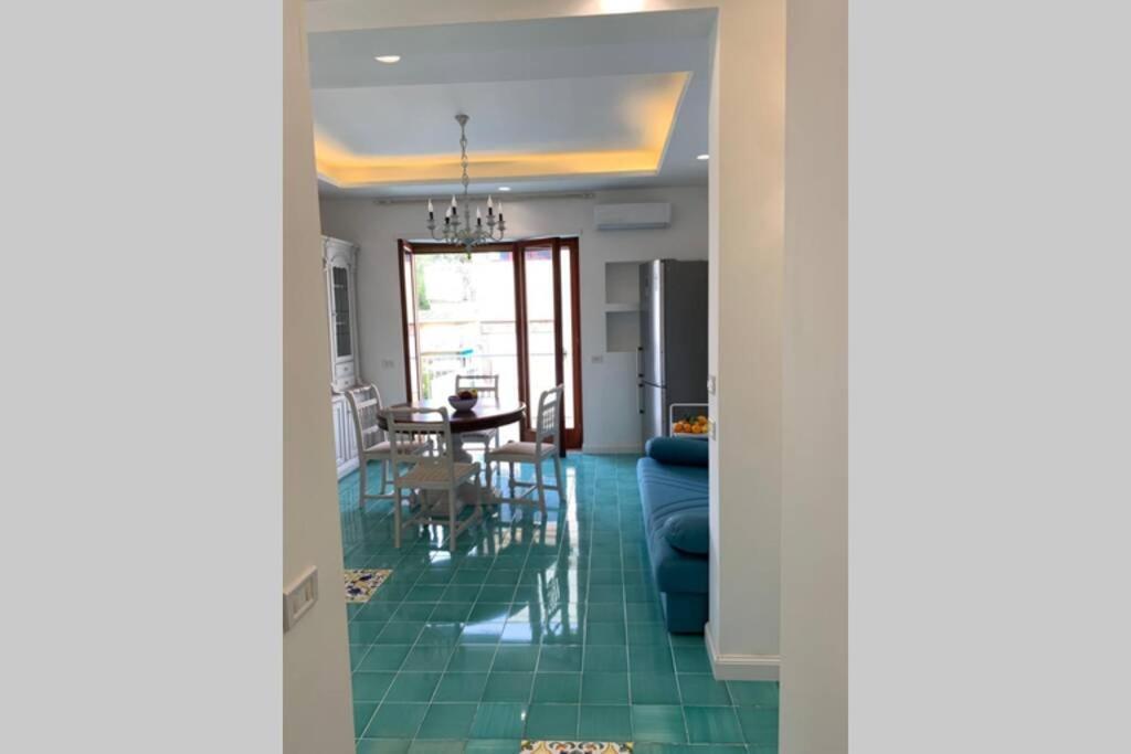 Super Attico Vista Mare Con Piscina Apartment Sorrento Exterior photo