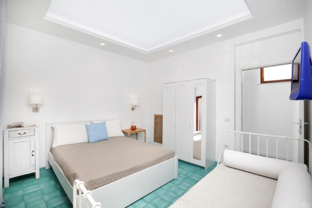 Super Attico Vista Mare Con Piscina Apartment Sorrento Exterior photo
