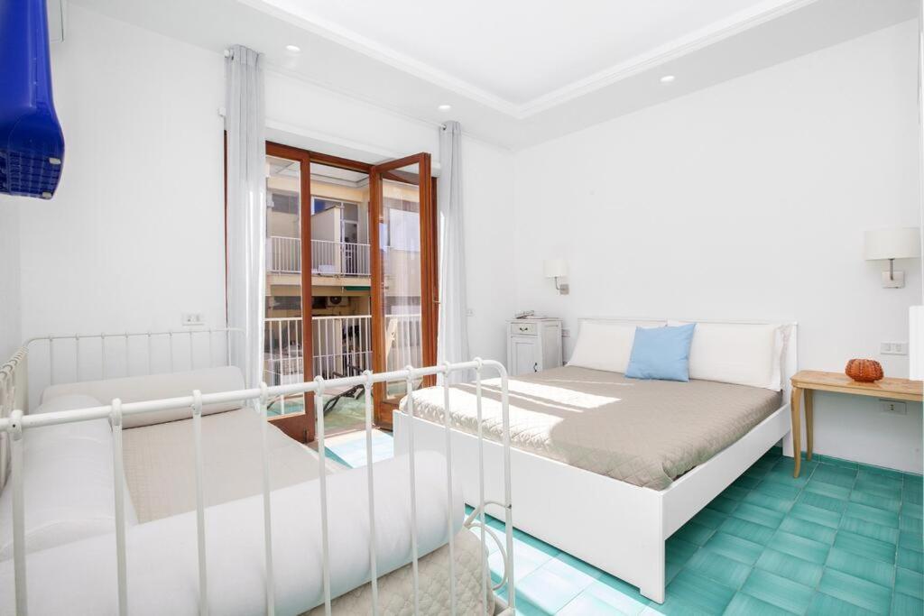 Super Attico Vista Mare Con Piscina Apartment Sorrento Exterior photo